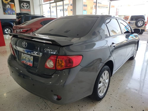 Imagen 4 de 8 de Toyota Corolla Xei Automático
