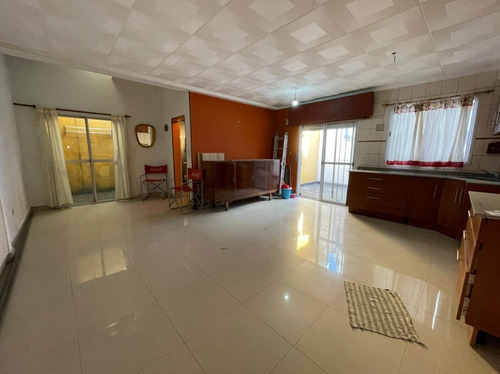 Imagen 4 de 11 de Venta Ph 2 Ambientes Caseros