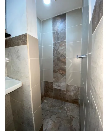 Se Arrienda Local Comercial / Apartaestudio En Miravalle, Laureles