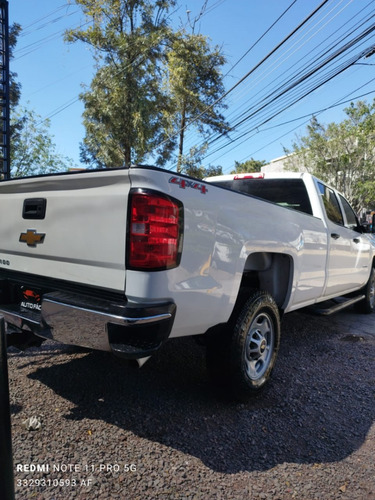 Chevrolet Silverado HD CREW CAB 2 CABINA 6.039LTS