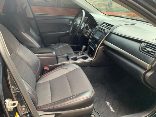 Toyota Camry Se Se