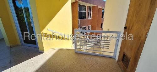 Mls #25-14787 En Puerto Encantado!!!