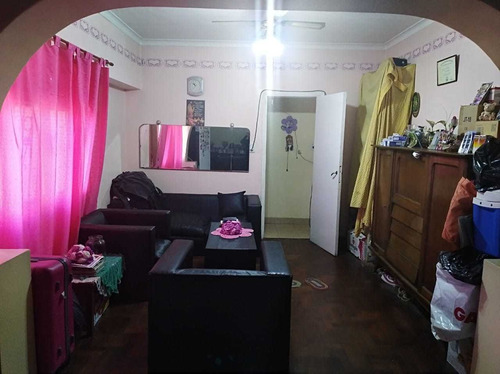 Casa Ana Acerboni 1359 - Barrio Ferroviario, Banfield