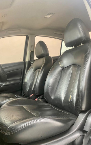 Nissan Versa 16 Unique
