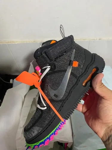 Jordan 1 Mid Off White Black