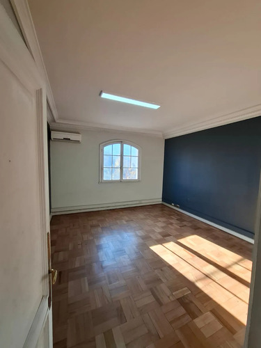 Excelente Oficina En Piso Completo - Avenida Providencia