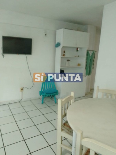 Imagen 4 de 23 de Venta De Apartamento 3 Dormitorios, 2 Baños, Balcon