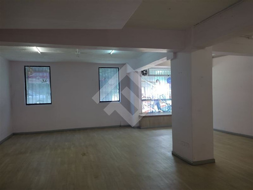 Amplio Local Comercial, Excelente Ubicación Bellas Artes
