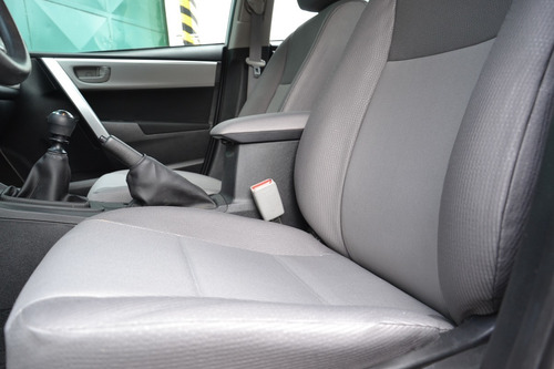 Imagen 16 de 25 de Toyota Corolla Xei 6 M/t 2018 / Service Oficiales / Permuto