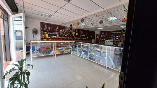 Se Alquila Galpon, Apto, Local En La Calle Boyaca Al02-1912sc-dflo