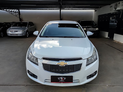 Imagem 4 de 15 de Chevrolet Cruze 1.8 Lt 16v Sedan