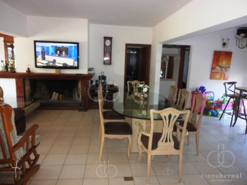 Imagen 12 de 25 de Mansa A Metros Del Mar, Chalet De 5 Dormitorios, 3 Baños Y Piscina Climatizada.- Ref: 54487