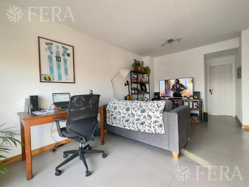 Imagen 2 de 24 de Venta De Departamento 2 Ambientes Con Cochera En Quilmes (29812)