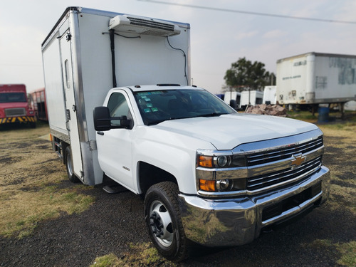 Chevrolet C-3500 Año 2016 Estándar Con Caja Refrigerada