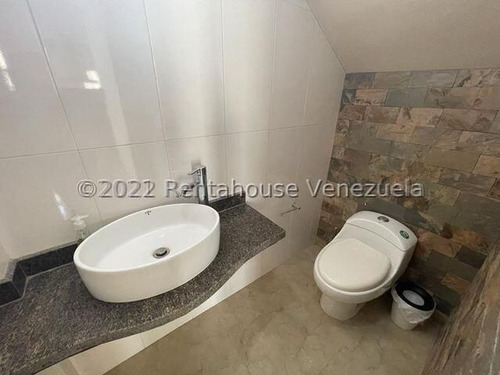 Imagen 8 de 16 de Townhouse Duplex, Listo Para Habitar Con Muchas Comodidades. Ubicado En Condominio Cerrado De Santa Fe. #22-15271.