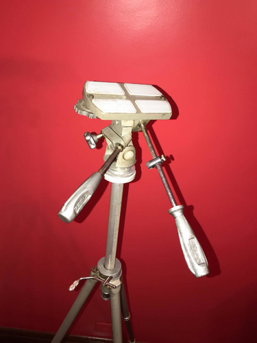 Tripé Gitzo Cremaillere 1 Super + Cabeça Gitzo R2 Manfrotto (Usado)