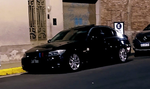 BMW Serie 3 3.0 330i Sedan Executive Step
