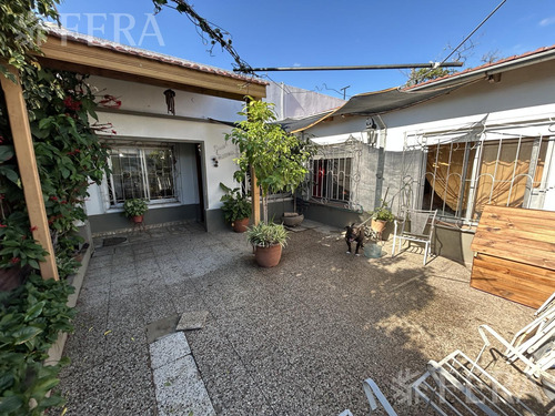 Venta De Ph 4 Ambientes Con Patio En Villa Dominico