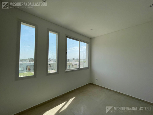 Casa En Venta Santa Lucia