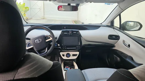Toyota Prius 1.8 Base Cvt
