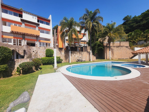 Casa Paraíso I Completamente Amueblada, Decorada Con Alberca, Jauzzi Y Enorme Jardín En Fracc Rancho San Diego Ixtapan De La Sal Edomex