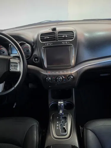 Dodge Journey 2.4 Sxt 7 Pasajeros Plus At