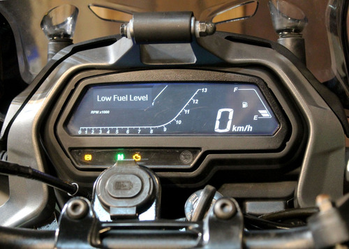 Bajaj Dominar 400 2023