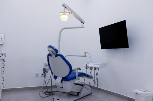 Imagem 4 de 11 de Clínica Odontológica Com 3 Cadeiras