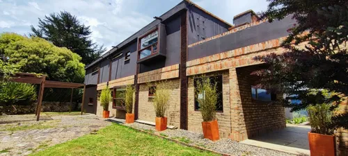 Casa En Venta En La Calera. Cod V12422