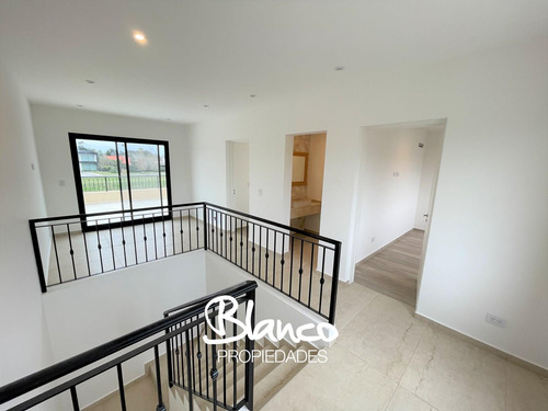 Casa En Venta En Altos De Campo Grande, Pilar, G.b.a. Zona Norte