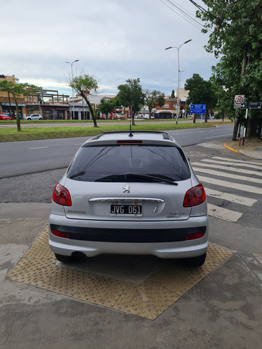 Peugeot 207 1.4 Sedan Hdi Xt