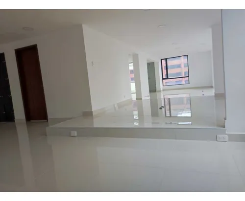 Oficina En Arriendo, Centro Empresarial Av Chile, Bogotá