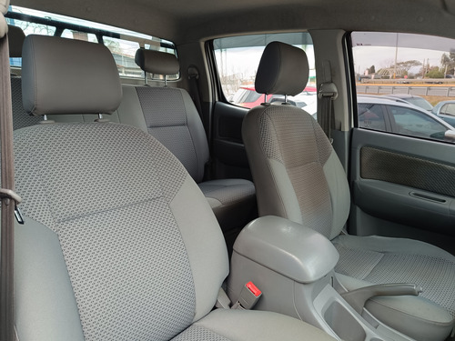Toyota Hilux 3.0 doble cabina 4x2 srv diesel
