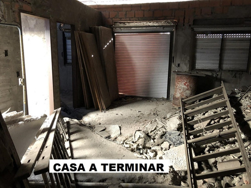 Imagen 5 de 30 de Av. Carabobo 525 630m2 / Patio, Vestuarios, Baños, Oficinas, Apto Todo Rubro!