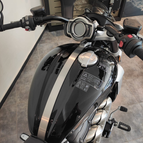 Imagen 10 de 10 de Triumph Rocket 3 Gt Hilton Motors Co