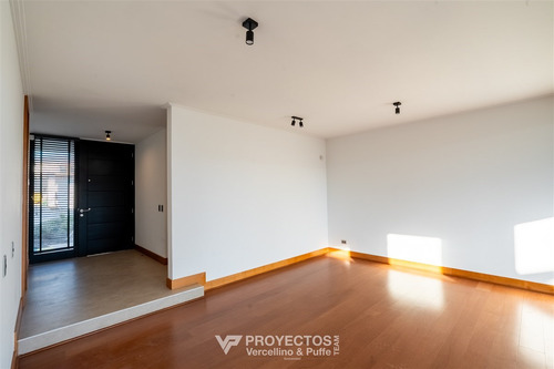 Casa Nueva En Arriendo De 4 Dorm. + Office Sector Monseñor