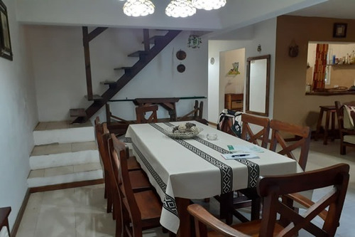 Imagen 6 de 21 de Casa En Las Gaviotas Lote De 350m2 2 Plantas 2 Ambientes Y Medios Lote Perimetrado Alarma