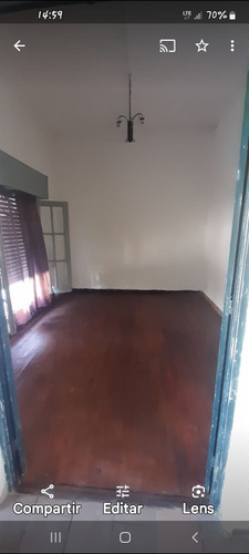 Vendo Casa Al Frente P. Único, Patio Lateral, Cochera 120m2. Si Banco No Fondo Con Renta Por 2 Años $19.000