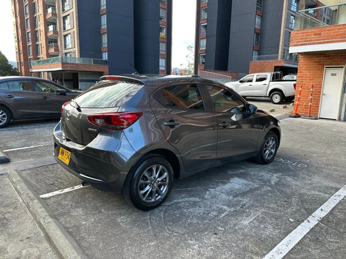 Mazda 2 1.9 Touring