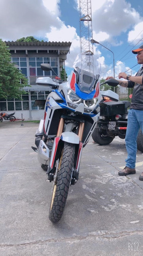 Imagem 1 de 4 de Africa Twin 1100cc Honda