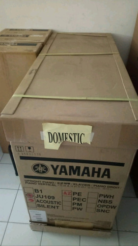 Piano Acústico Vertical Yamaha Ju109pe Negro Pulido Nuevo