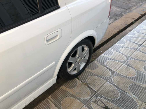 Astra Sedan Advantage 2011 Automatico