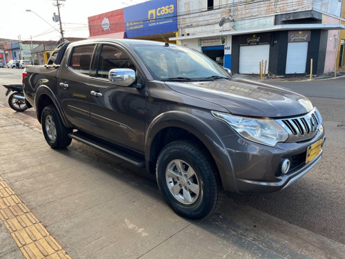 Imagem 2 de 15 de Mitsubishi L200 Triton Sport Hpe 2.4 Marrom 2018