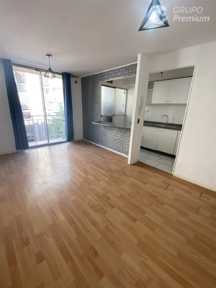 Imagen 5 de 10 de Departamento En Arriendo De 3 Dorm. En Maipú