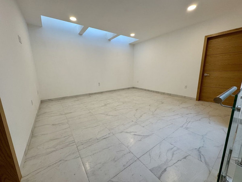 Amplio Jardín, Acceso A Roof- Milenio Iii