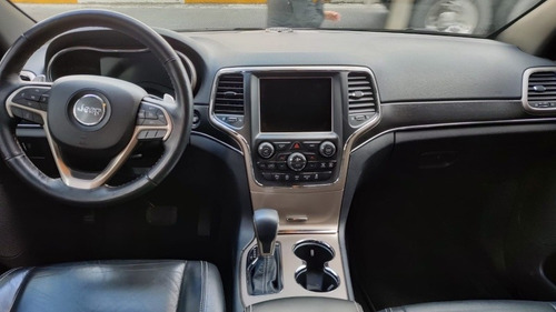 Imagen 14 de 15 de Jeep Grand Cherokee 2017 3.7 Limited Lujo 3.6 4x2 At