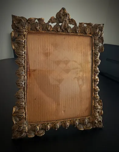 comprar Antiguo Marco De Bronce Victoriano Labrado Siglo Xix! Oferta