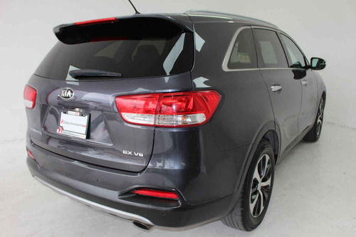 Imagen 5 de 15 de Kia Sorento 2017 6 Cilindros