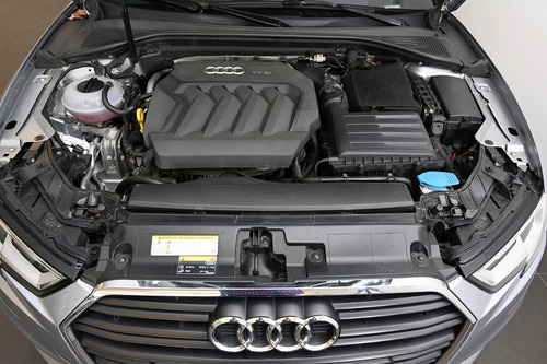 Audi A3 Sedán