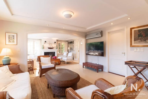 Se Vende Espectacular Casa En Montoya, La Barra De 7 Dormitorios.